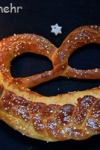 Spelt New Years Pretzel Spelt New Years Pretzel