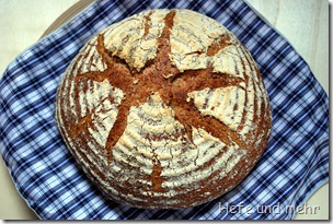 rustikales Vollkornbrot