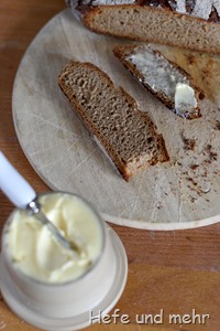 Roggenmischbrot ohne Sauerteig