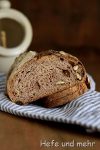 Emmer-Frucht-Nuss (Teilnehmerbrot) Emmer-Frucht-Nuss (Teilnehmerbrot)