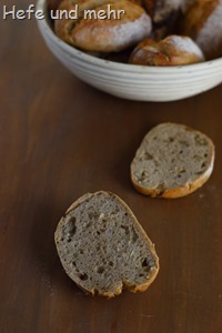 Kartoffelbrötchen mit Kürbiskernen (1)