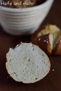 Laugenbrötchen (1)