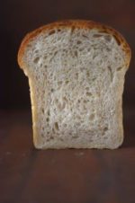 Einfaches Kasten-Weißbrot