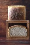 Dinkel-Feinbrot mit Salzsauer Dinkel-Feinbrot mit Salzsauer